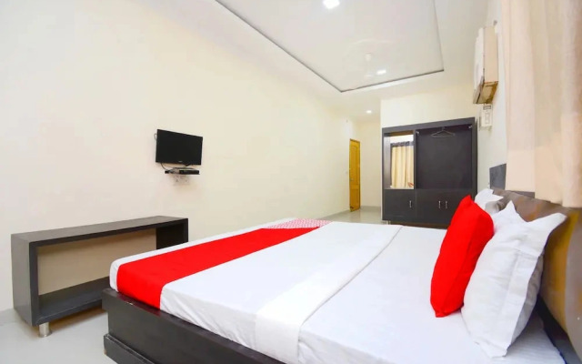 Hotel Le Kingston by OYO Rooms