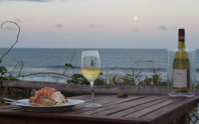 Pangani Cliffs Lodge