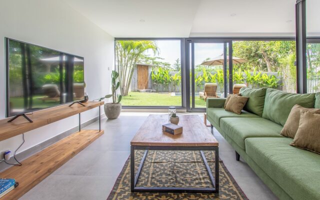 Villa Mola by Alfred in Bali