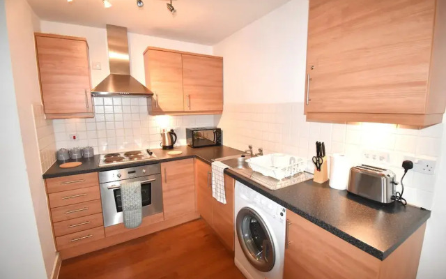 MK Hub Apartment with Oak Furniture