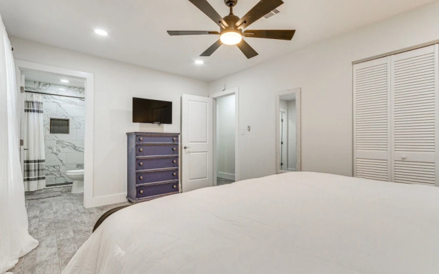 Modern Pensacola Home ~ 6 Mi to Beach!