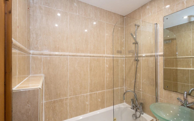 Pillo Rooms - Abbey Lodge