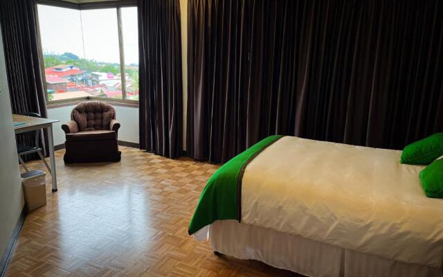 Legacy Boutique Hotel
