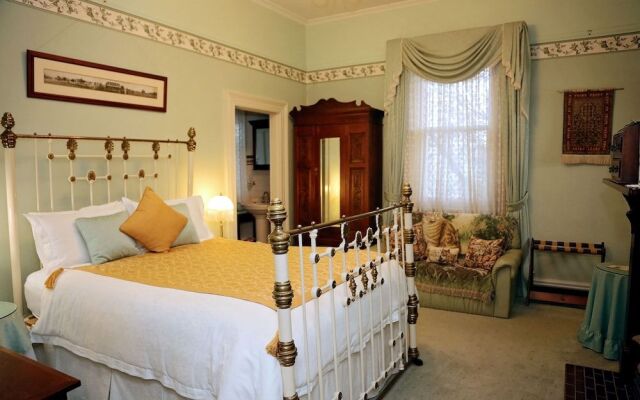 Forgandenny Bed & Breakfast