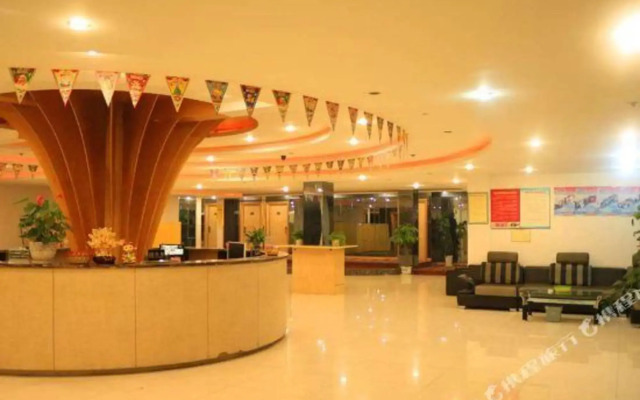 Qijiayi Business Hotel Chongqing Xi’nan Hospital