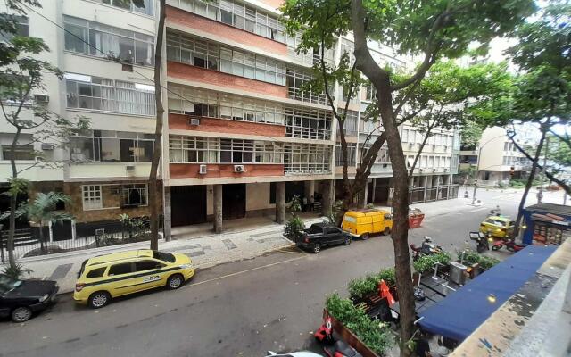 Quarto privativo Praia entre Arpoador e Copacabana