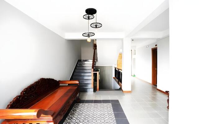 Central Blanche Residence