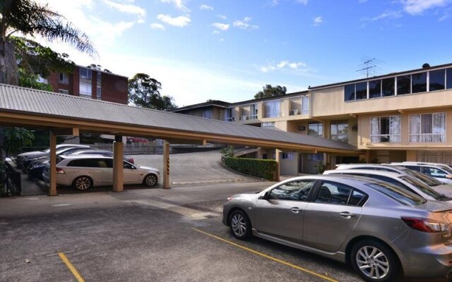 Twin Towers Inn