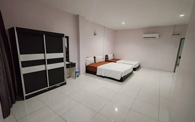 Hotel Kuang Hua Sitiawan Near To (UniKL-MIMET)