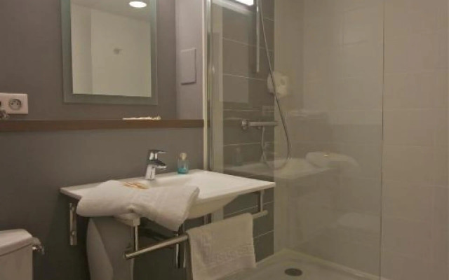 BRIT HOTEL LORIENT Le Kerotel