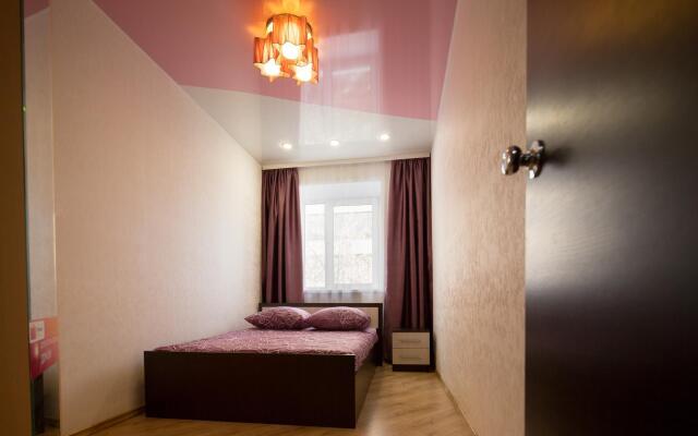 9 nights on Shaposhnikov Street 2