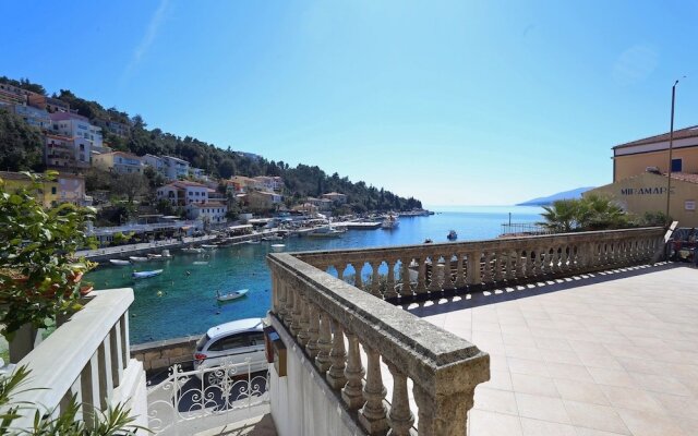 Apartment Riva Rabac / One Bedroom A1