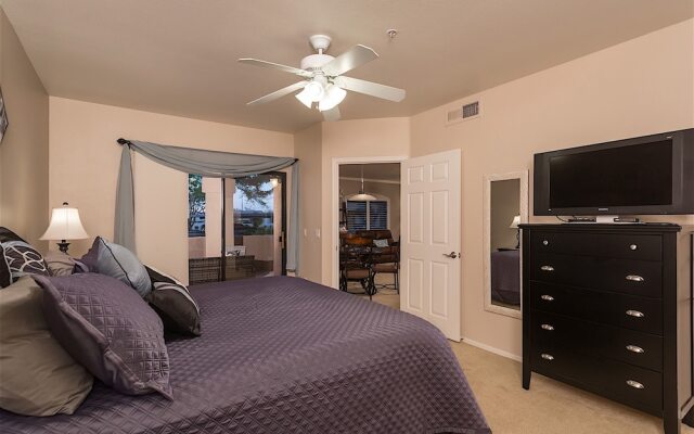 Canuck Condo 2 BR by Casago