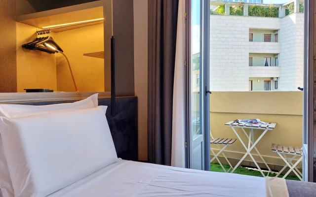 Vico Fashion District