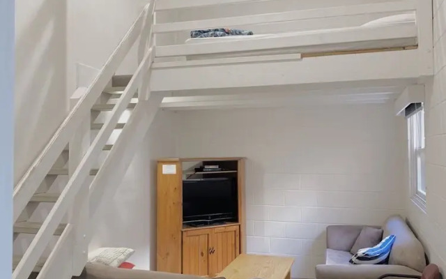 Bayplay Beach Accommodation - 2 locations