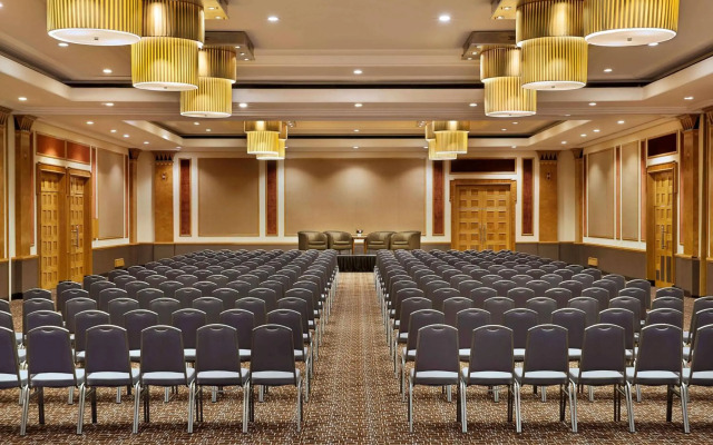 NH Johannesburg Sandton Hotel