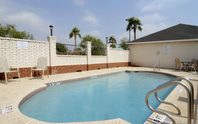Americas Best Value Inn Harlingen