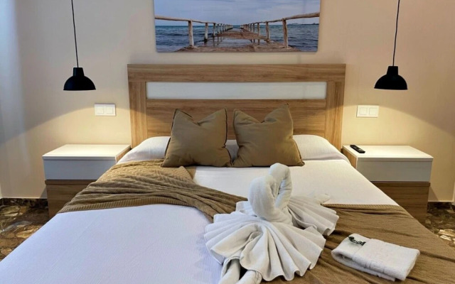 RoomBoutique32
