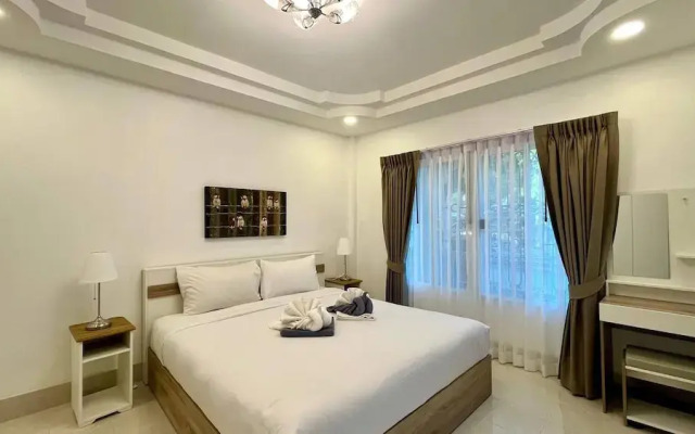 Valley 40 - 2 bdr Private Villa Near Phuket Town