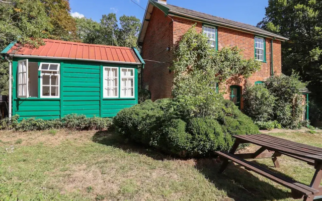 Warren Cottage
