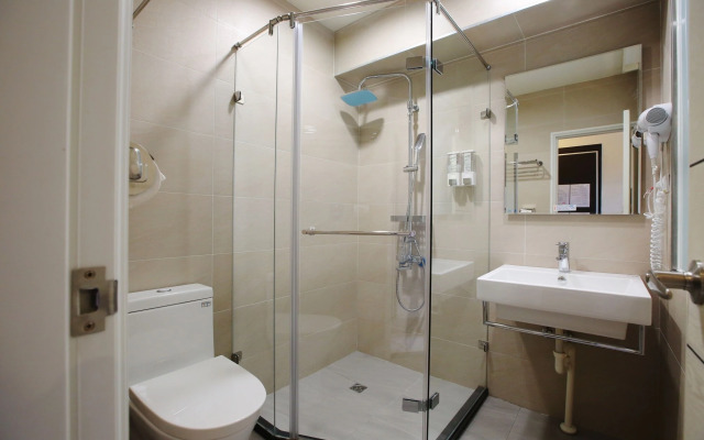 Loosha Hostel