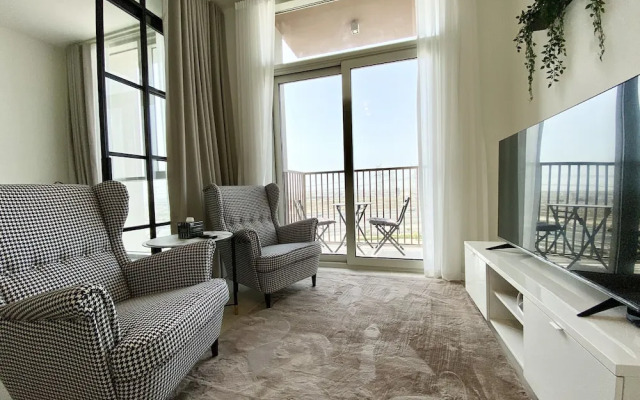 Marco Polo - Elegant & Delightful 2BR Apt with Scenetic Views