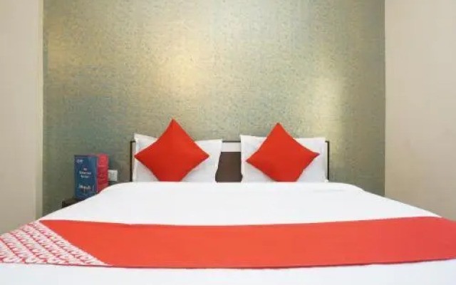 OYO 23422 Hotel Siddharth