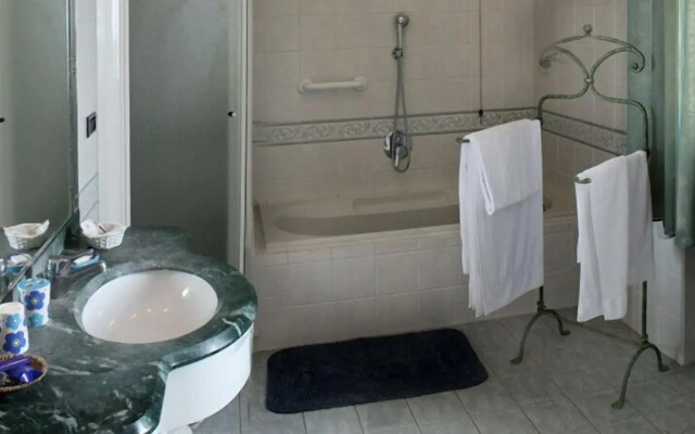 Villa Sant'Uberto Country Inn