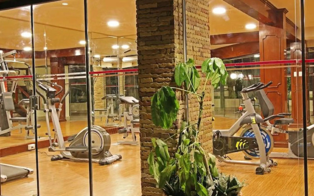 Yotau All Suites Hotel