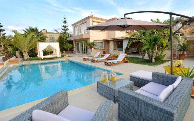 Luxury Holiday Villas Gouves
