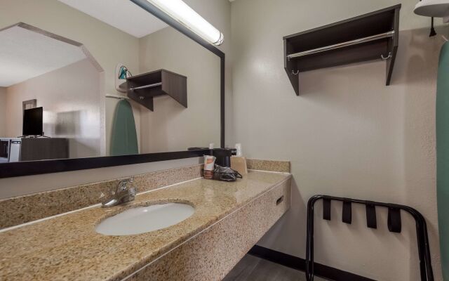 Quality Inn Charleston - West Ashley