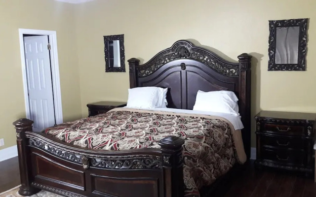 Waters Edge Condo With Boat Slip