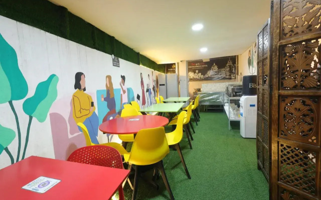 Fabhotel Arcade Inn Suites