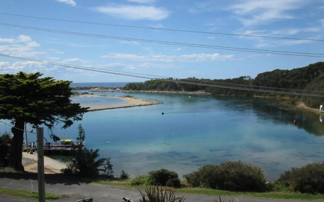 Pacific Pines Unit 6