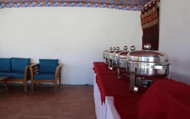 Pangong Paradise