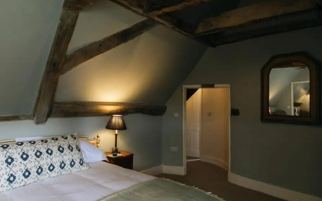 The Newington Place - Spacious 5bdr House With Garden Parking