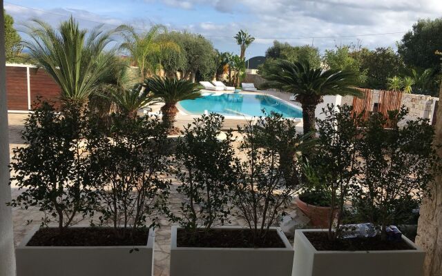 Carone Suite - Charme & Pool