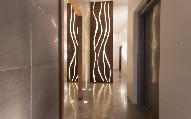 Sunny Luxary Apartments
