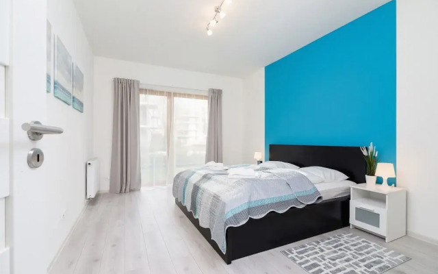 Stylish Apartment Rakowicka by Renters