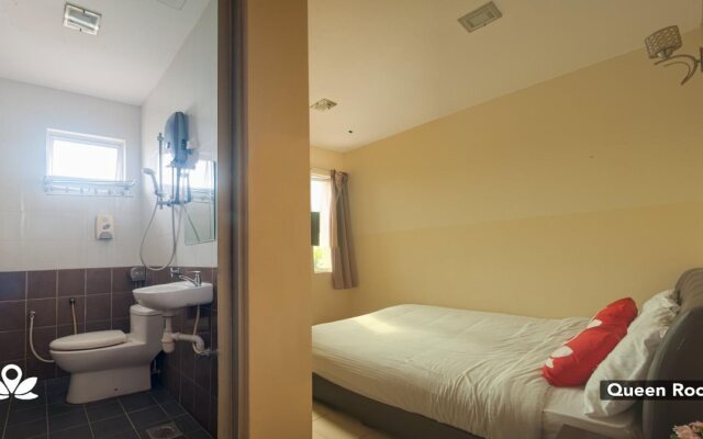 New Golden Star Hotel