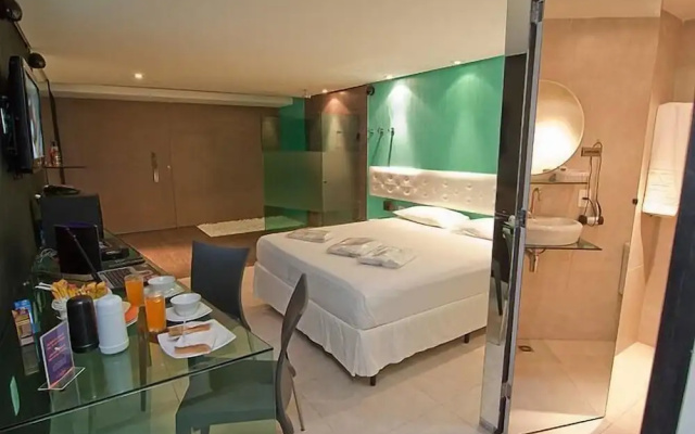 Forum Motel