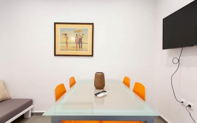 Renovated 2025 5 Bdr House Near Acropolis - New Beds Terrace Green Yard