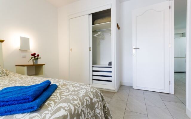Salinetas Apartment