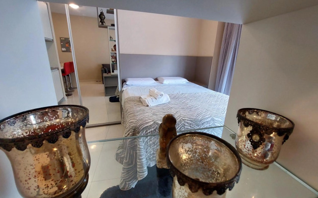 Book Santos Unlimited 817 Elegancia Vista Mar