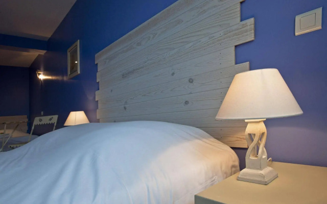 Отель Les Calanques