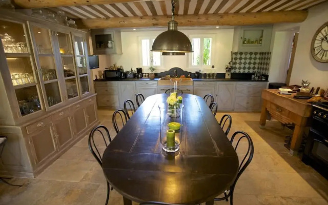 Bastide de Charme Private Pool in Heart of Luberon