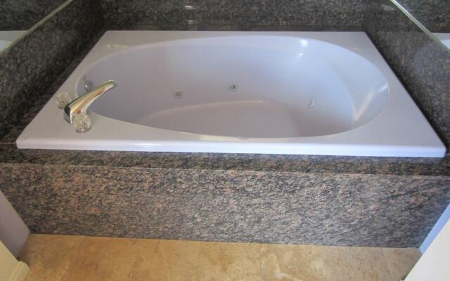 Starlight Inn Canoga Park