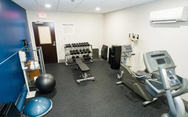 Holiday Inn Express Hotel & Suites Kodak East - Sevierville by IHG