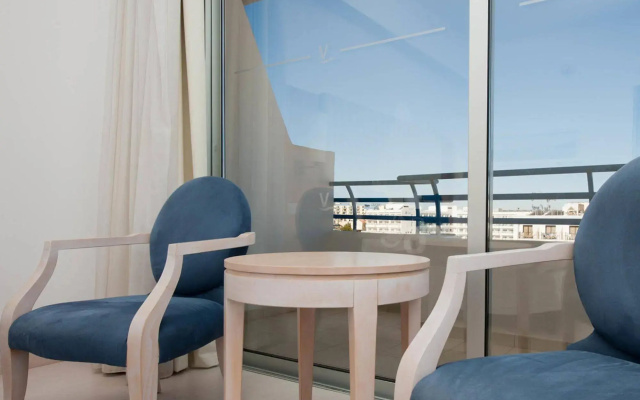Vrissiana Boutique Beach