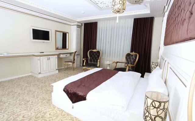 Opera Hotel